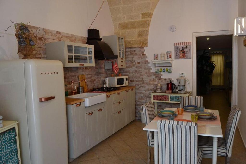 شقة Casa Melania برينديسي المظهر الخارجي الصورة
